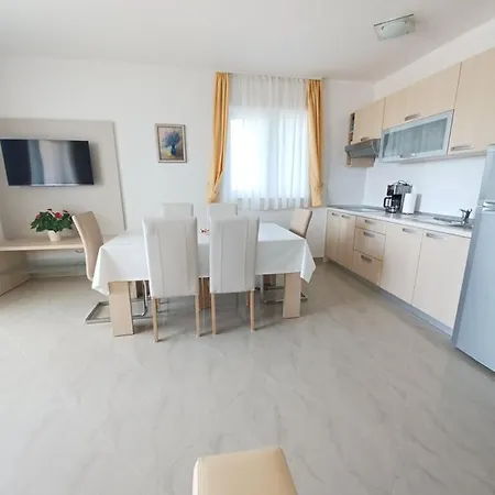 Apartman Apartments Amor *