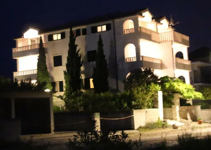 Apartments Amor *
