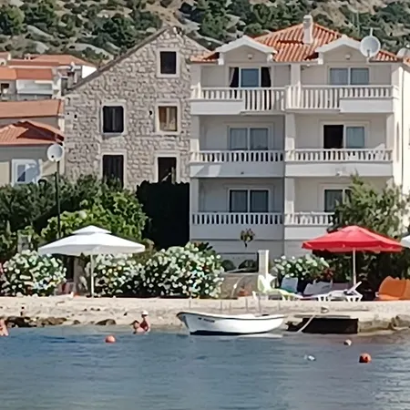 Apartments Amor Trogir