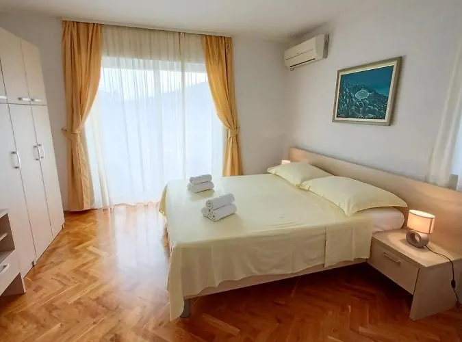 Apartments Amor * טרוגיר